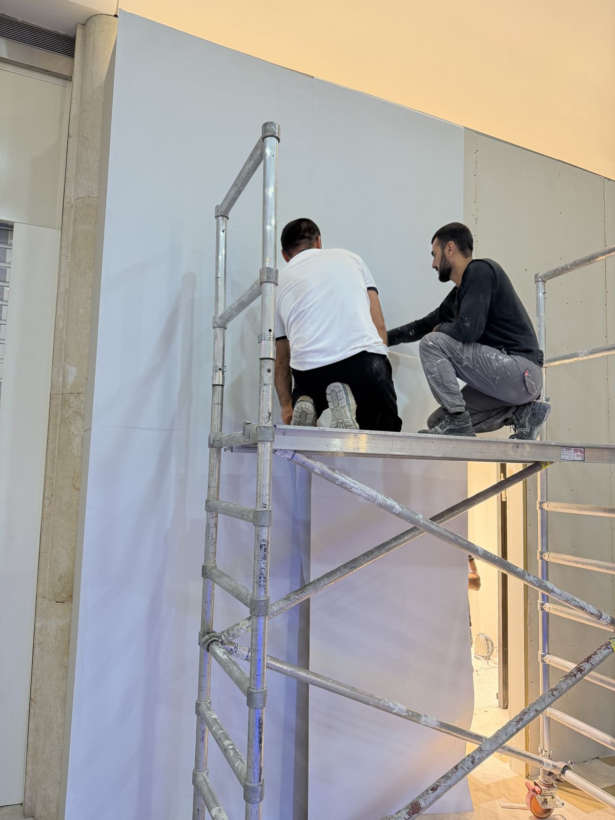 שיפוץ חנות קניון מודיעין אופטרה קוסמטיקה: התוצאה